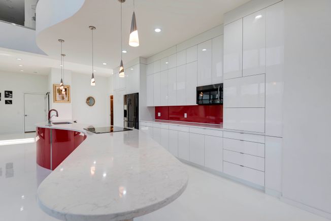 Symphony house kitchen