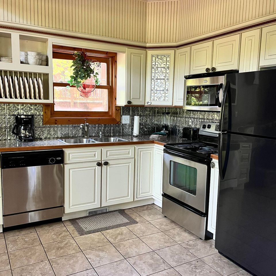 Rr1 kitchen