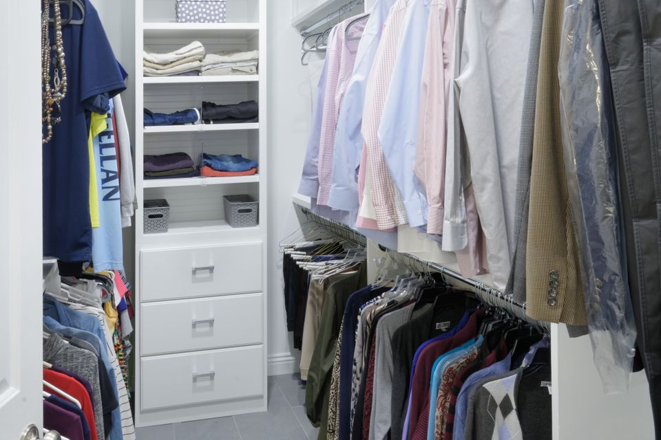 Leeper closet 