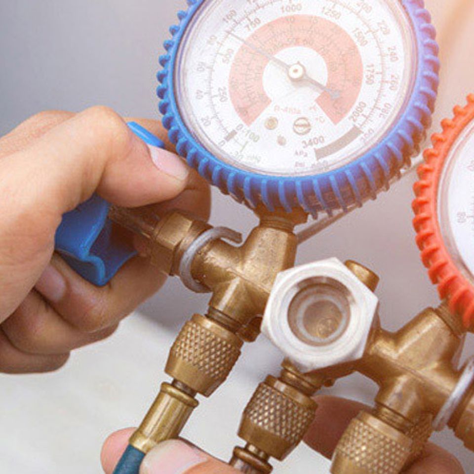 Hvac technician 2