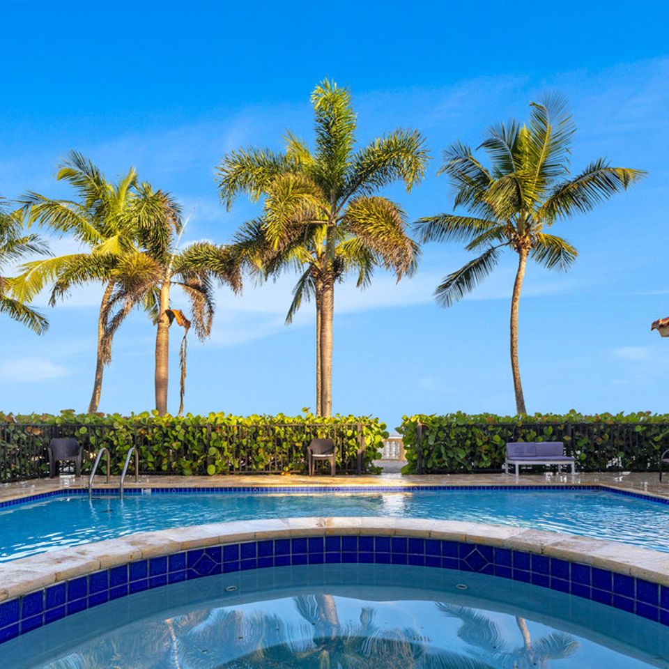 025 trevisuality ocean view castle apt 7 rincon 25 889