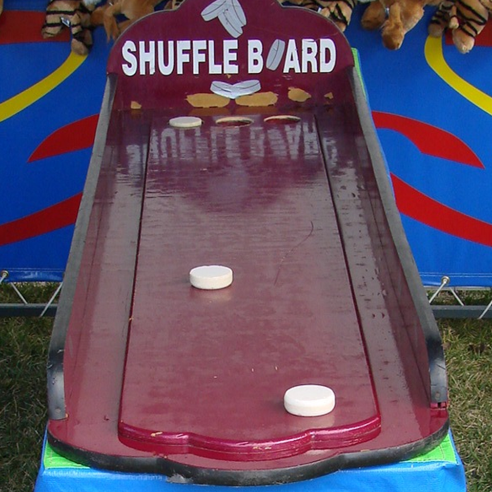 Shuffle board