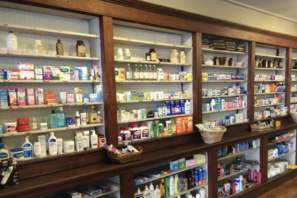 Davis Drug Company, Davis Drug, Kenly Pharmacy, Benson Pharmacy, Davis Drug Near Me,