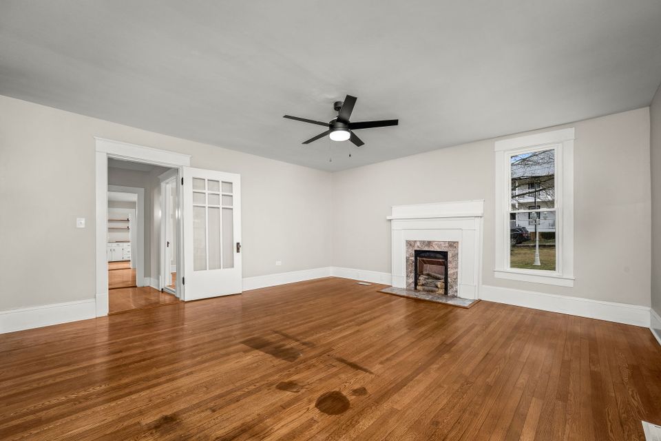 22 web or mls 206 russell st   clear lens real estate photography 10