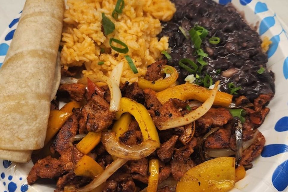Fajita plate street eats honolulu weekly special