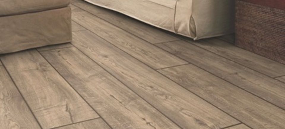 Laminate room scene120180316 13201 1r3ns0g