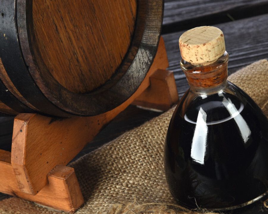 Balsamic vinegar aceto balsamico di modena pgi