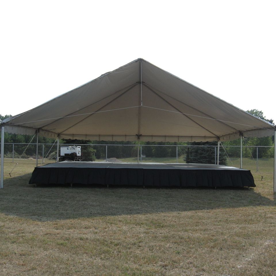 30x30 bandshell over stage
