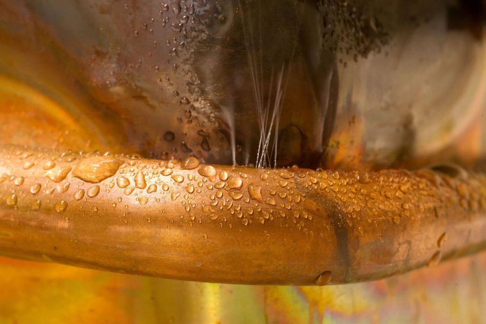 Ways to prevent pinhole leaks in copper pipes