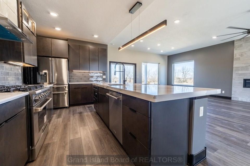 431 ponderosa grand island  ne 68803 b 2