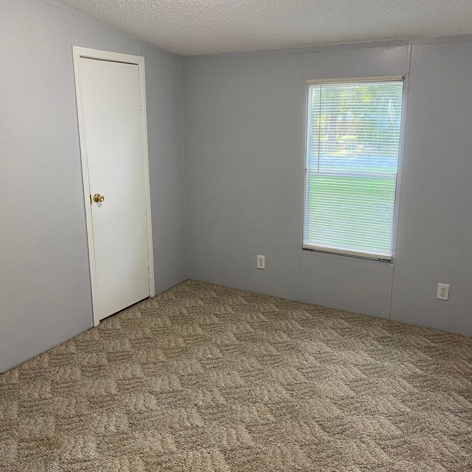 8555 front spare bed b