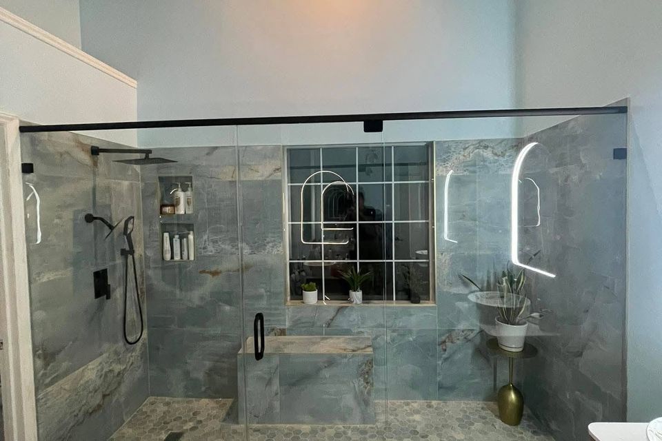 Customshowerglass friendswood