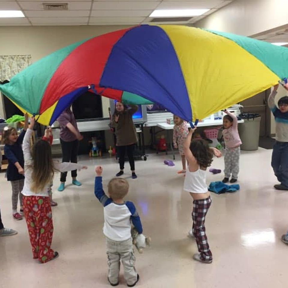 Children parachute