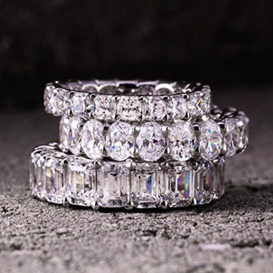 Shop diamond wedding bands at deangelis jewelers