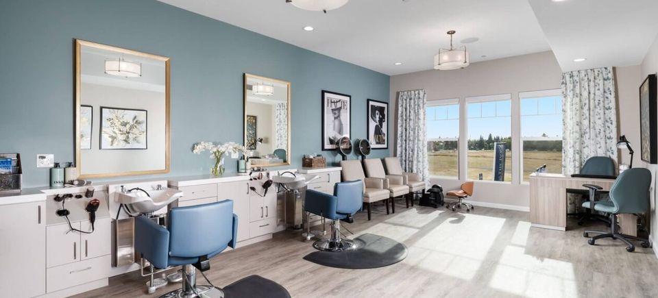 Blue oaks best senior living salon and spa 1 1260x708