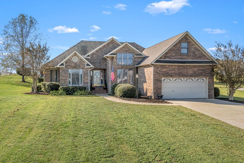 11 web or mls 7 elizabeth cir   clear lens real estate photography 9