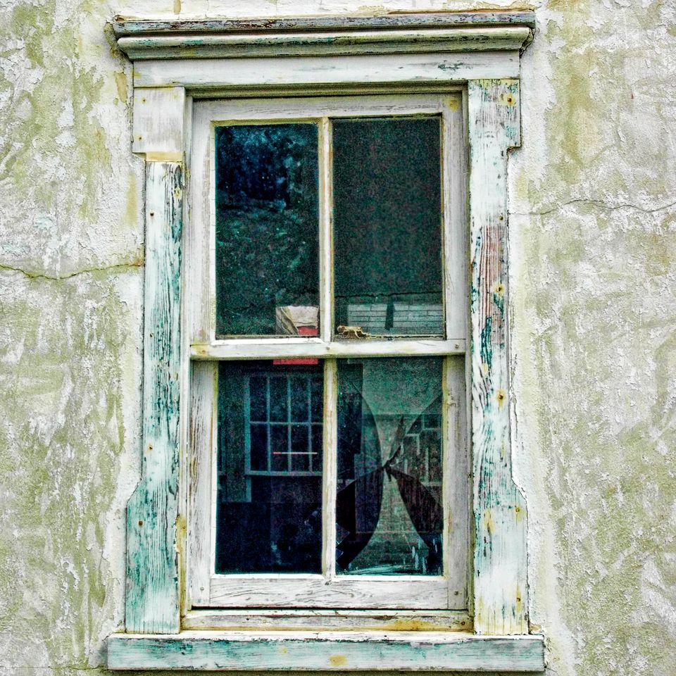 Port royal house window