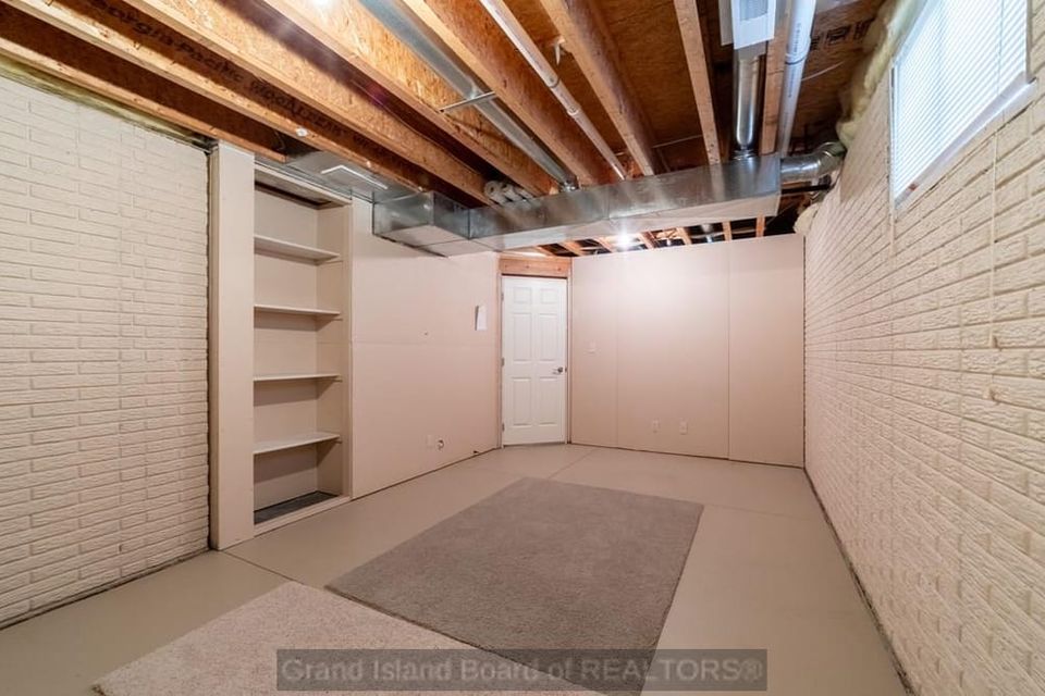 3811 meadowlark cir grand island ne 68803 f 4