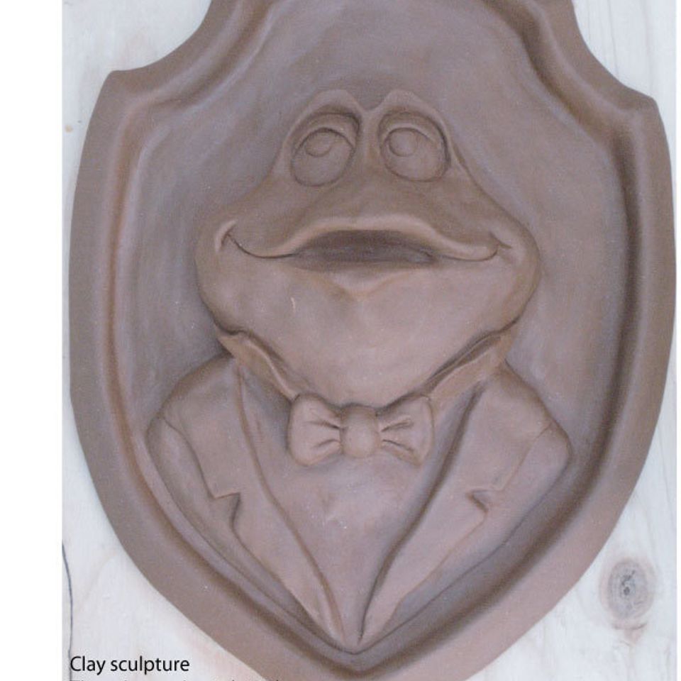42portfolio sculpture toad  converted 20170123 27380 14icuyl