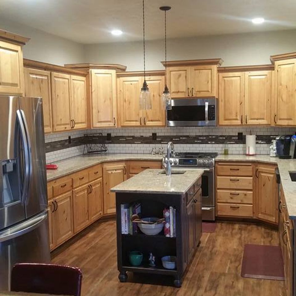 Cabinet staining in nampa idaho