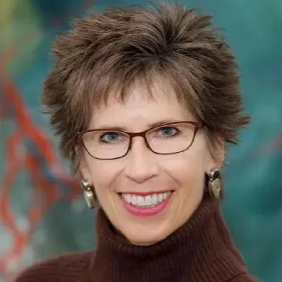 Lynne Damianos