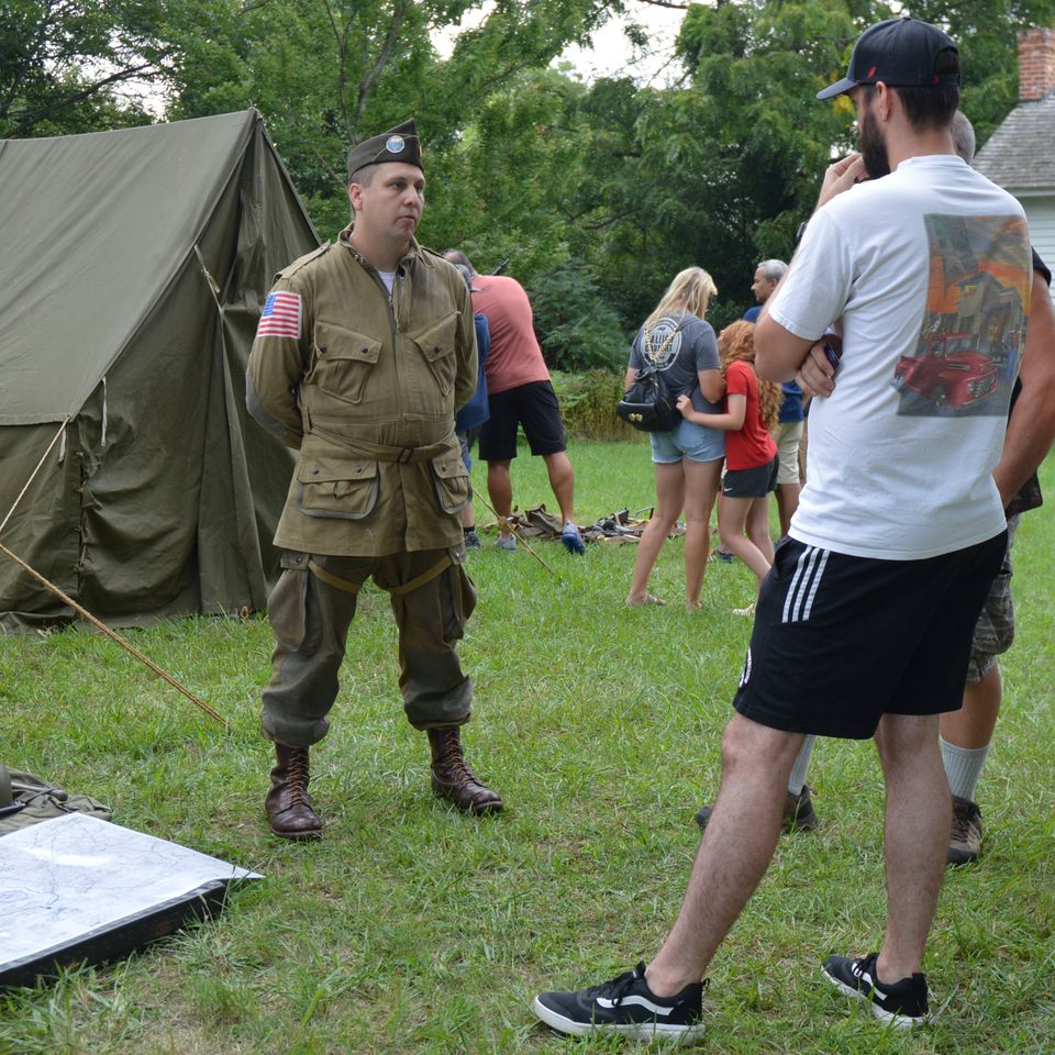 Parachute operatons
