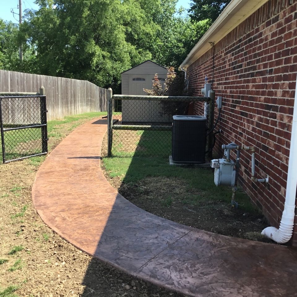 Select outdoor solutions  tulsa oklahoma  porches sidewalks flatwork  concrete porch sidewalk contractor construction company  residential concrete flat work  photo jul 22  3 31 11 pm