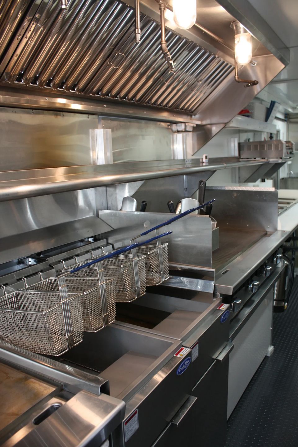 Food truck inside 3