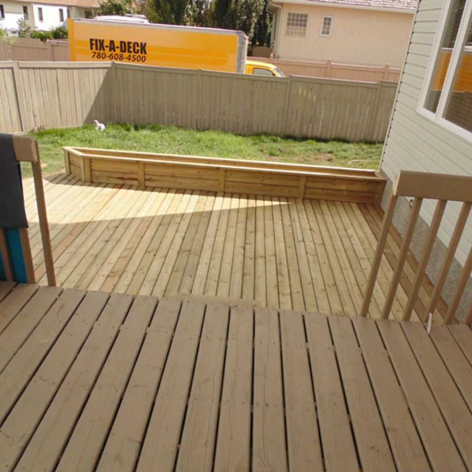 Fix a deck photos05320130919 29829 1rth640 0