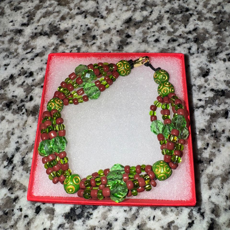 Orula   green and brown