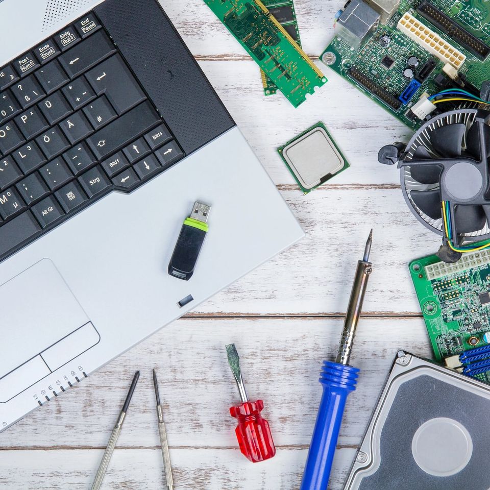 Computer and mobile repair service