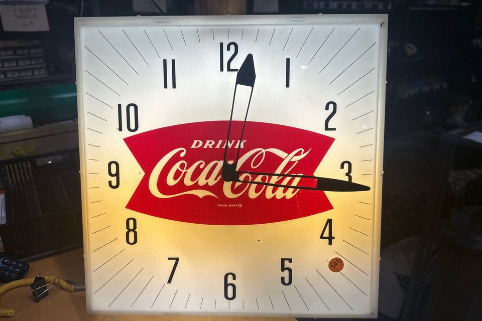 Cocacola clock aug 28
