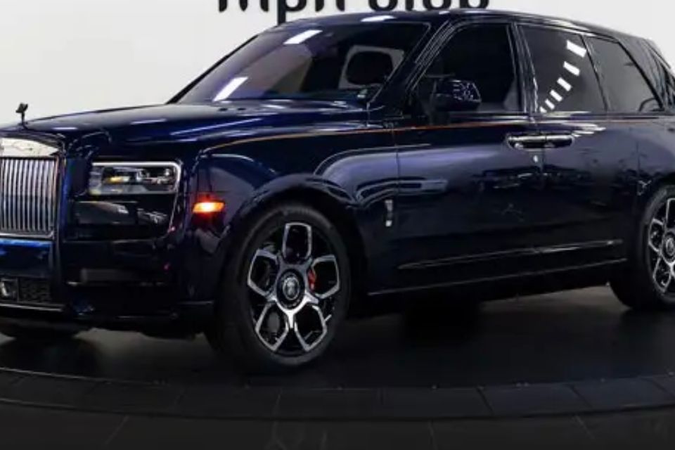 Rolls royce cullinan black badge 2