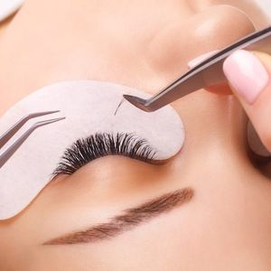 26 05 2023 lastique lash extension removal cover 500x500