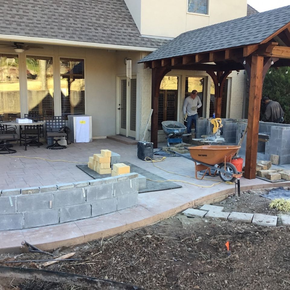 Select outdoor solutions  tulsa oklahoma  outdoor living patio outdoor kitchens  residential masonry outdoor kitchen contractor builder construction company  photo dec 09  3 16 36 pm