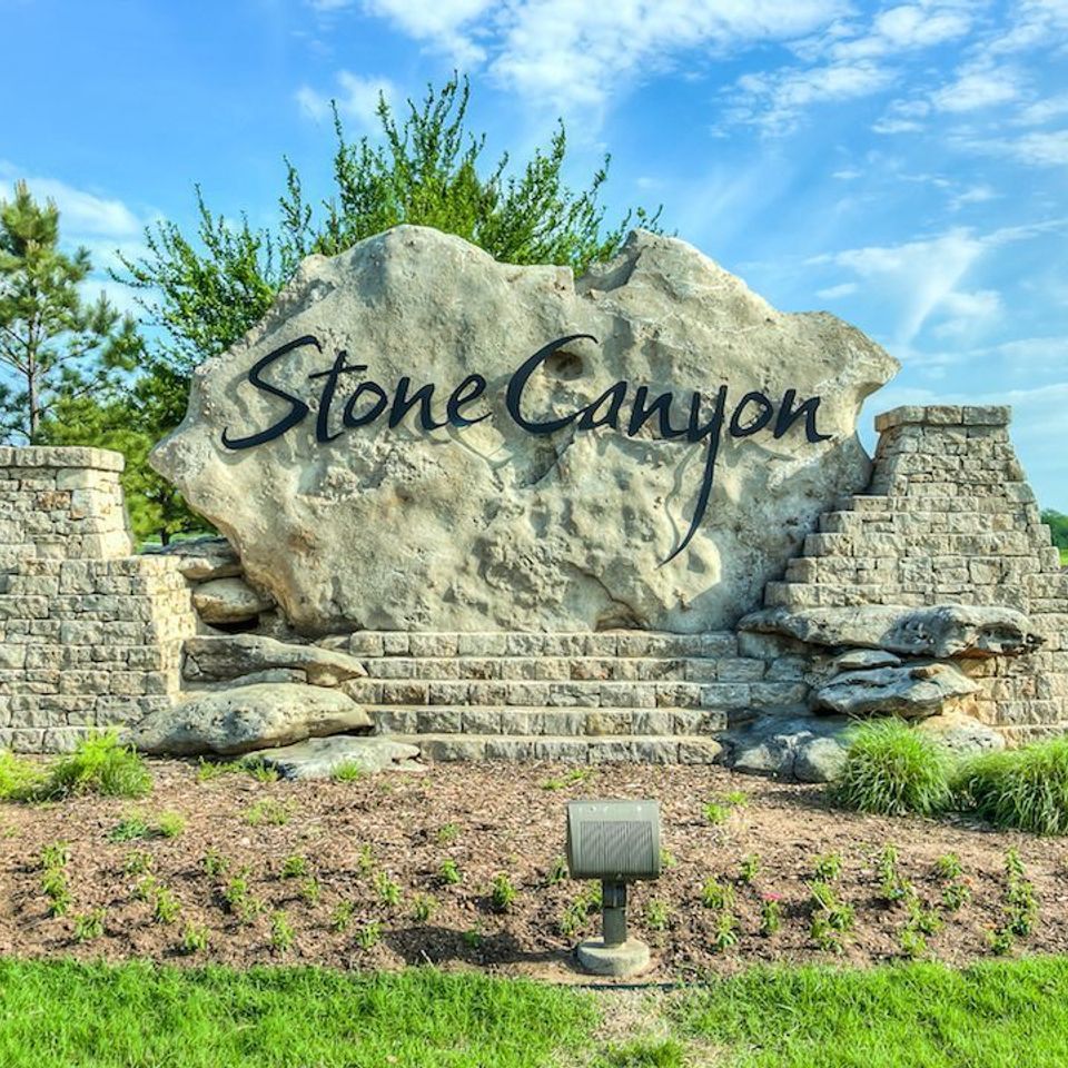 Nuredo magazine   tulsa oklahoma   neighborhoods   stone canyon cover story   community 10 960