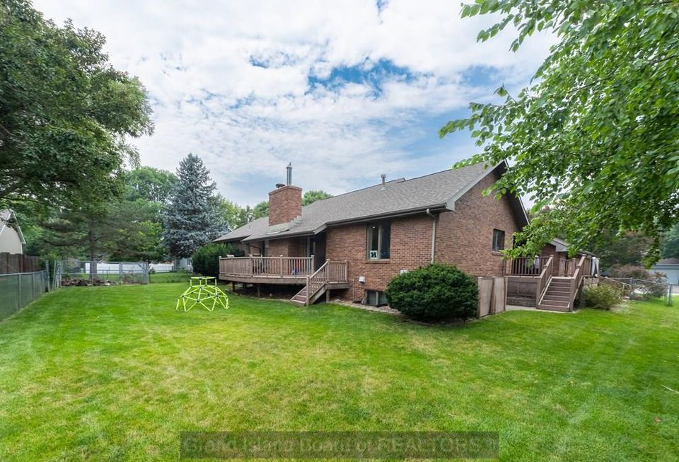 3127 woodridge blvd grand island ne 68801 e 6
