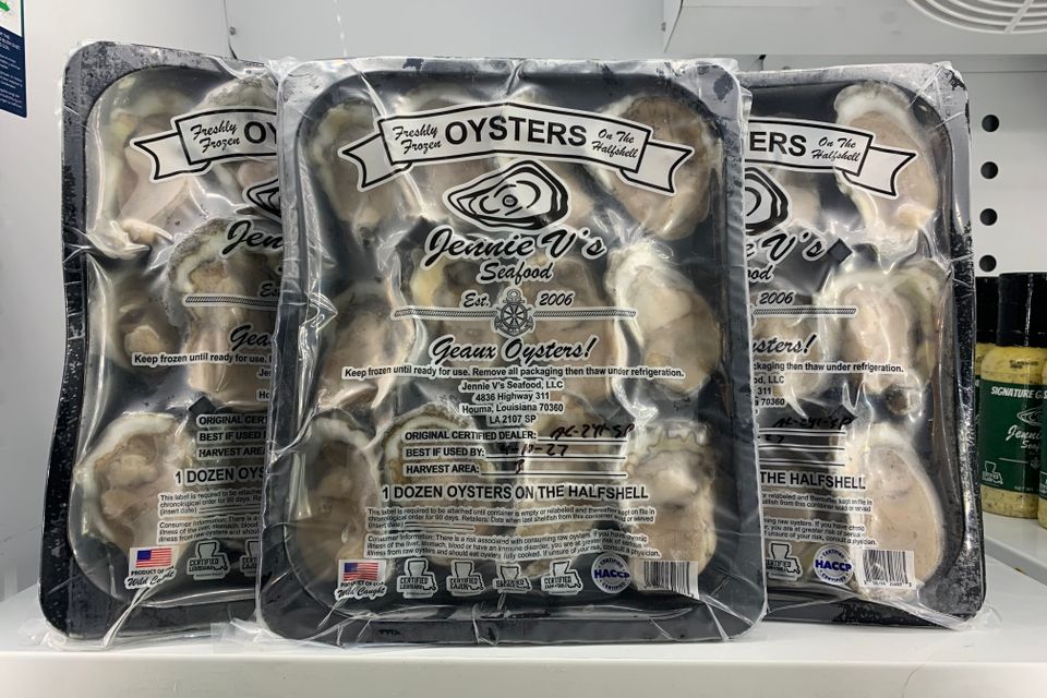 Halfshell oysters (2)