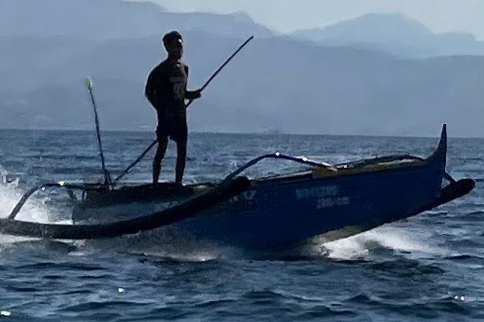 Indige boat dude