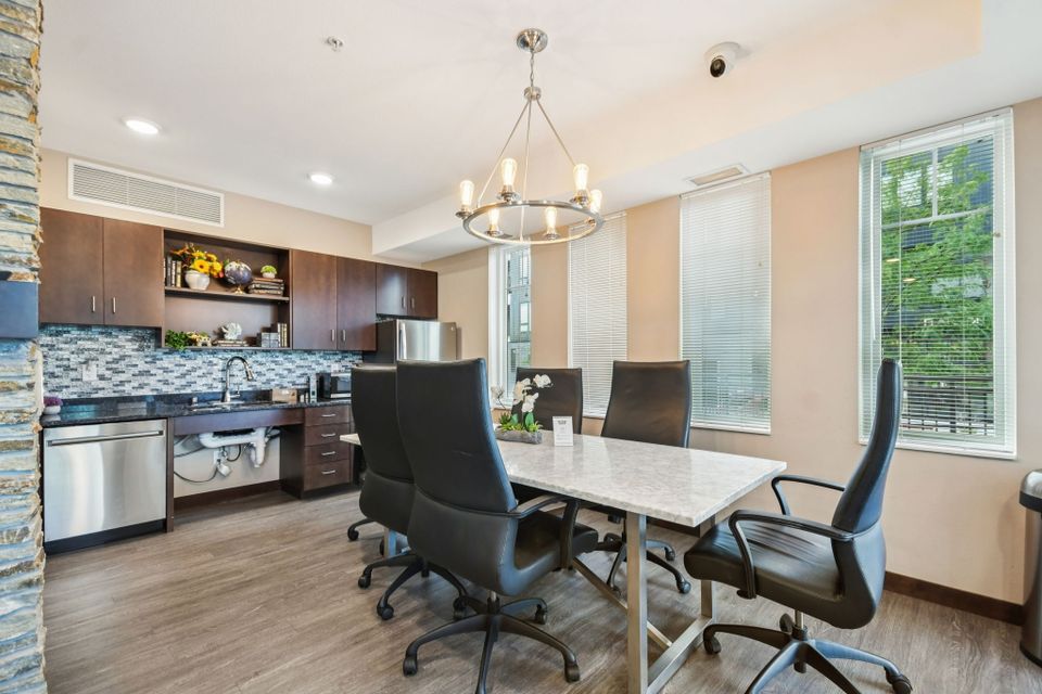 75 web or mls old hudson rd 2509 907