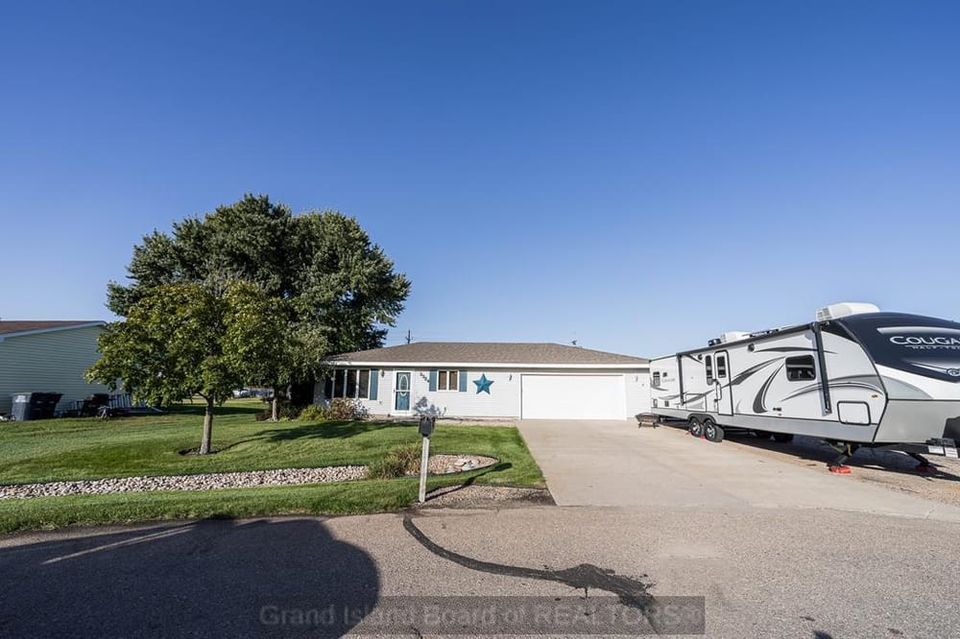 3324 n homestead dr grand island a 1