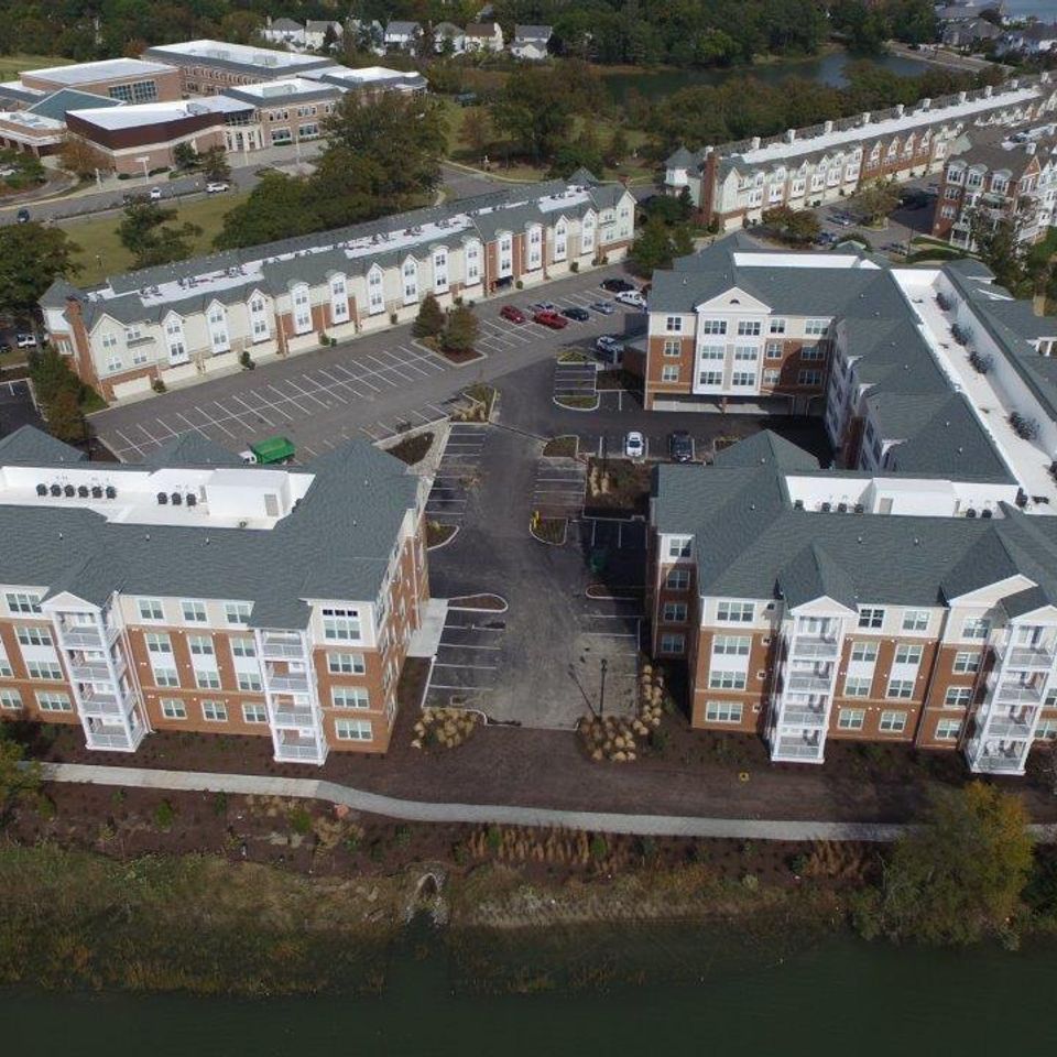 Bolling square apartments