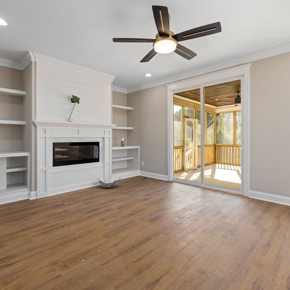 13 web or mls 7k5a2947