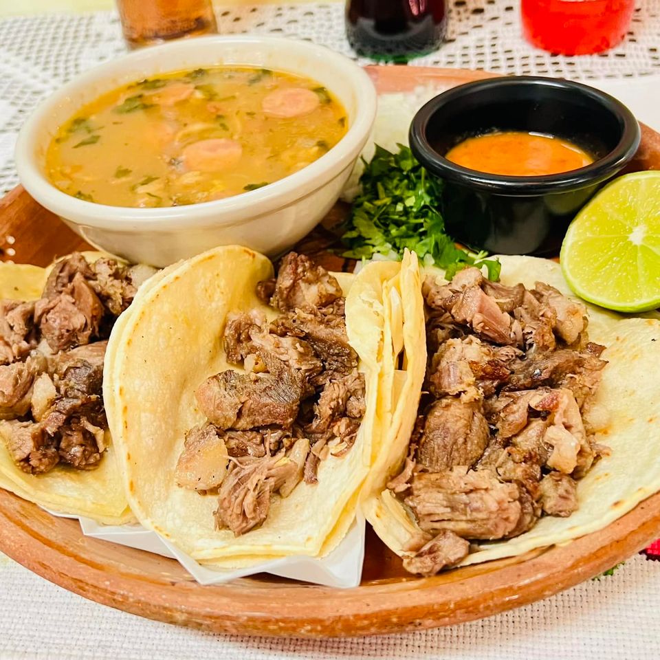 Tacos de carnitas