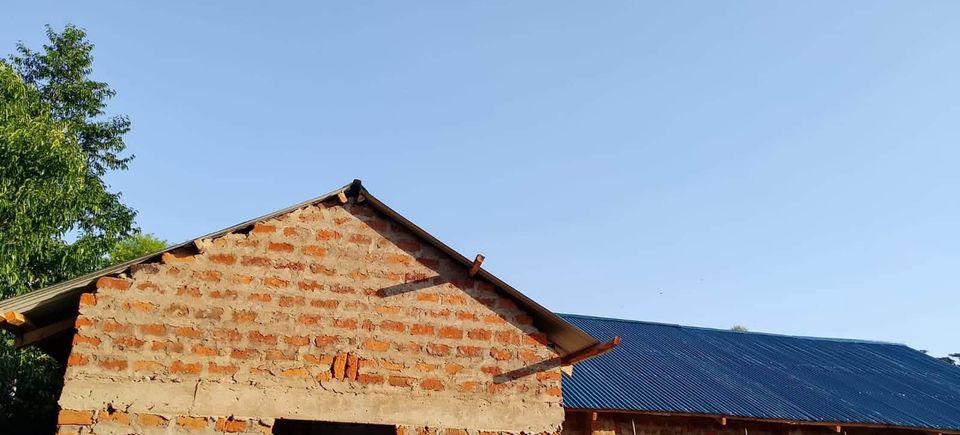 Kenyachurch2