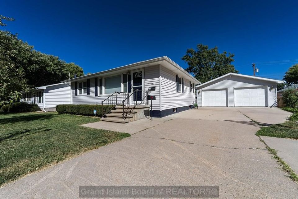 1314 15th st aurora d 6