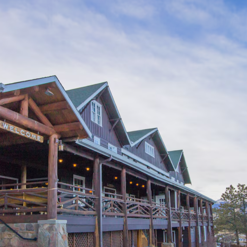 Mary's lake lodge