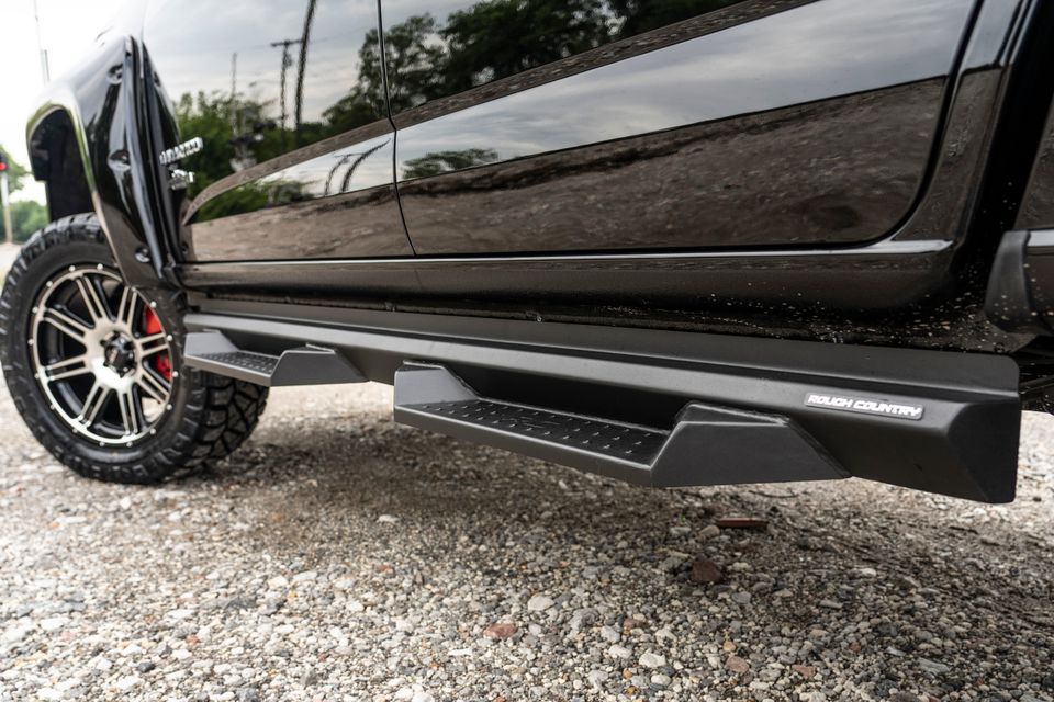 Chevy Colorado side steps