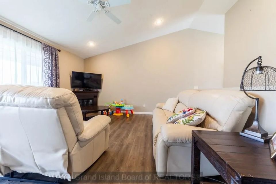 102 switchgrass st grand island a 6