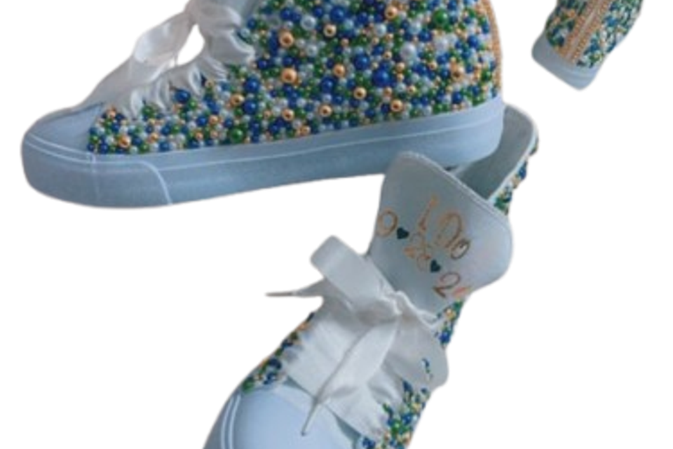 Customweddingsneakers removebg preview